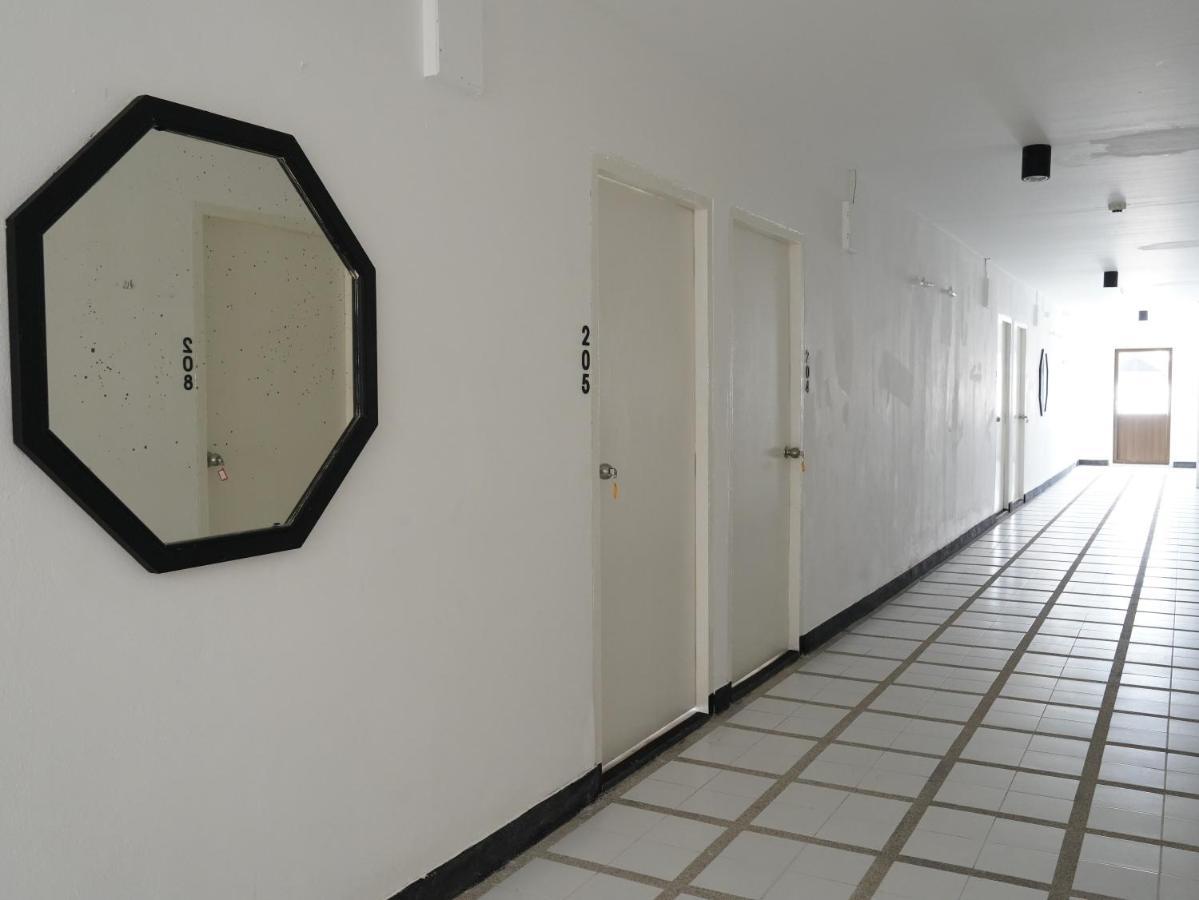 Roomquest It Square Don Mueang Airport Bangkok Exterior foto
