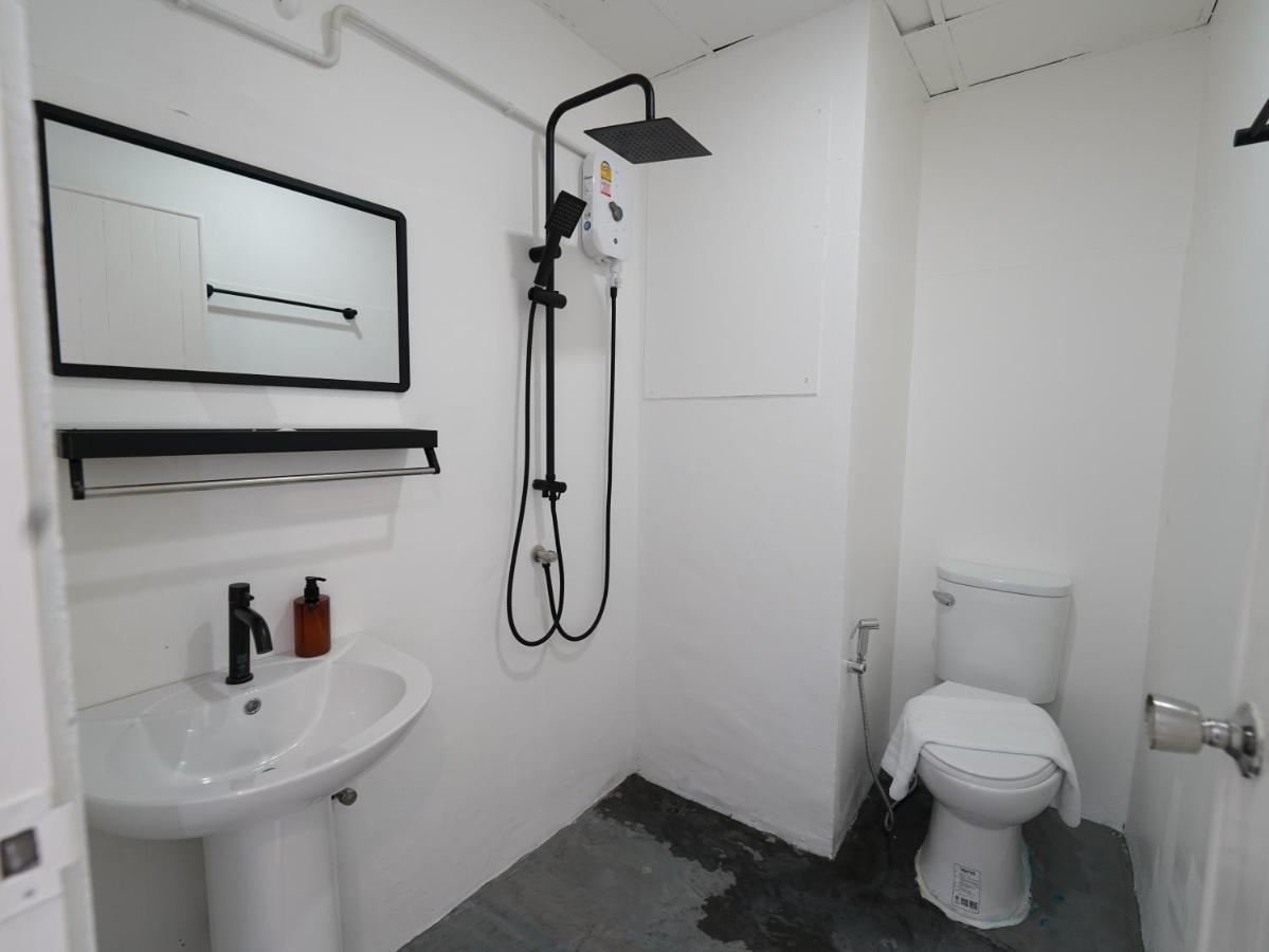 Roomquest It Square Don Mueang Airport Bangkok Exterior foto
