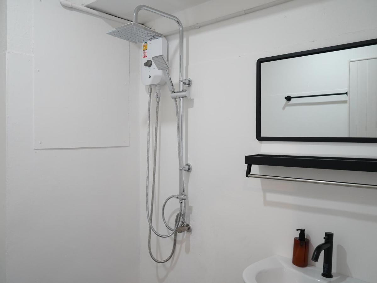Roomquest It Square Don Mueang Airport Bangkok Exterior foto