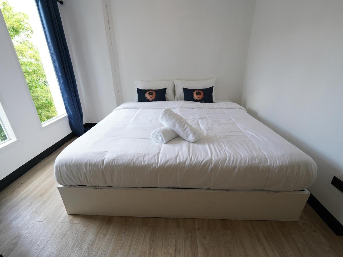 Roomquest It Square Don Mueang Airport Bangkok Exterior foto